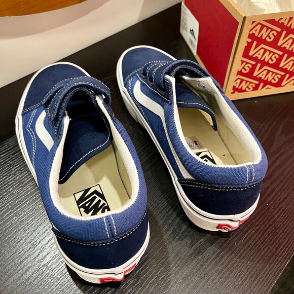 NWT Vans Navy Old Skool V Shoe Velcro Suede Canvas Low Top Side Stripe Unisex - Picture 2 of 10